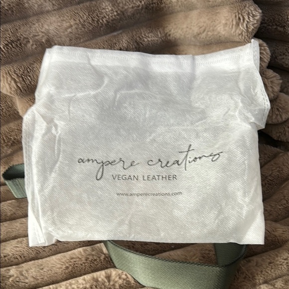 Ampere Creations Green Fanny Pack - Picture 4 of 7